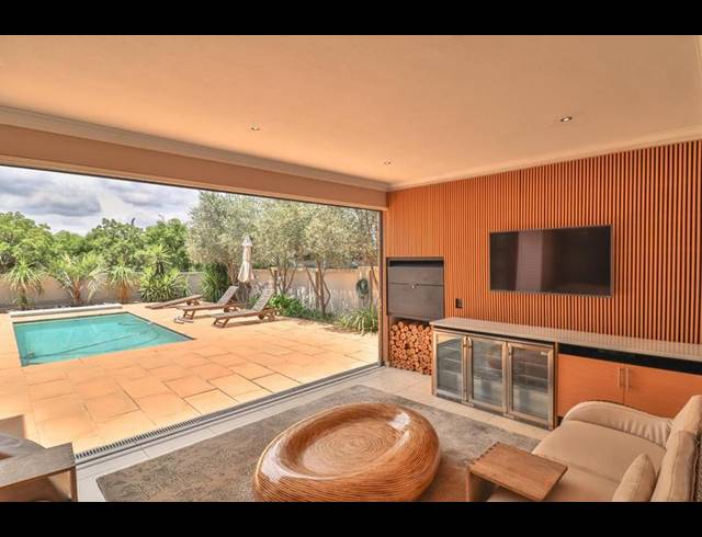 4 BEDROOM HOUSE FOR SALE IN MIDLANDS ESTATE